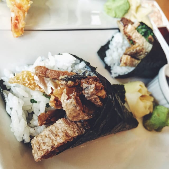 Salmon Skin Temaki.